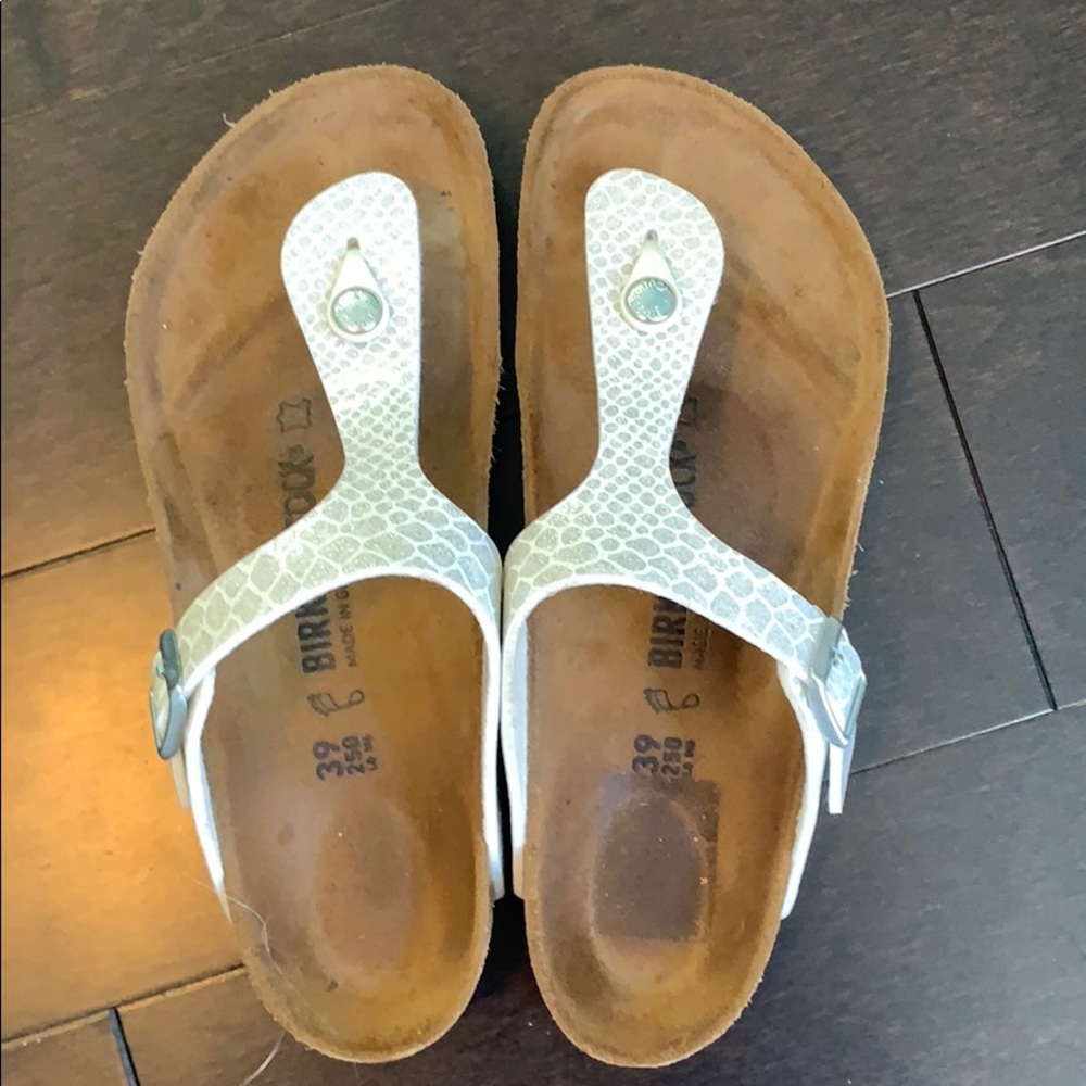 Birkenstock Gizeh, Sparkly White Shoe